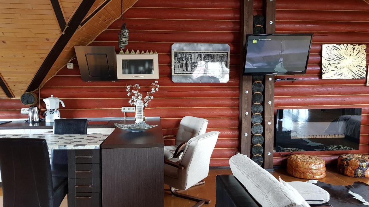Luxury Villa With Pool And Sauna Chernivtsi Εξωτερικό φωτογραφία