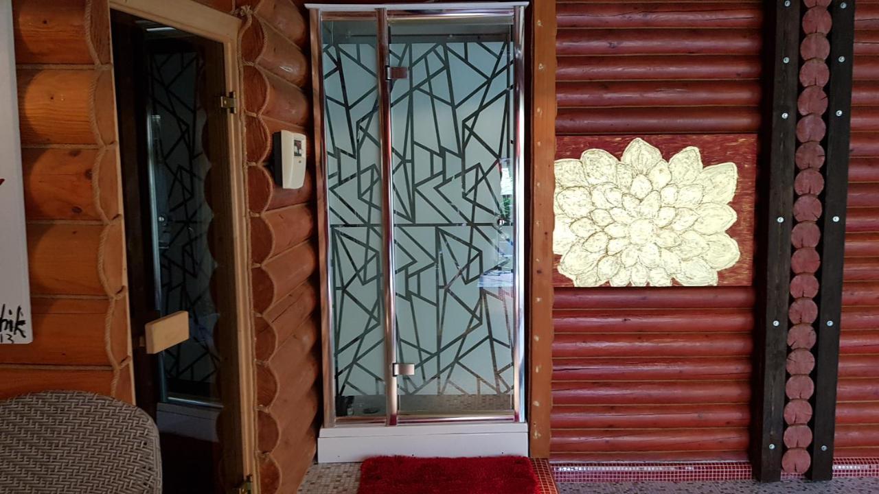Luxury Villa With Pool And Sauna Chernivtsi Εξωτερικό φωτογραφία