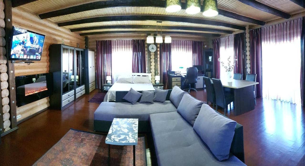 Luxury Villa With Pool And Sauna Chernivtsi Εξωτερικό φωτογραφία