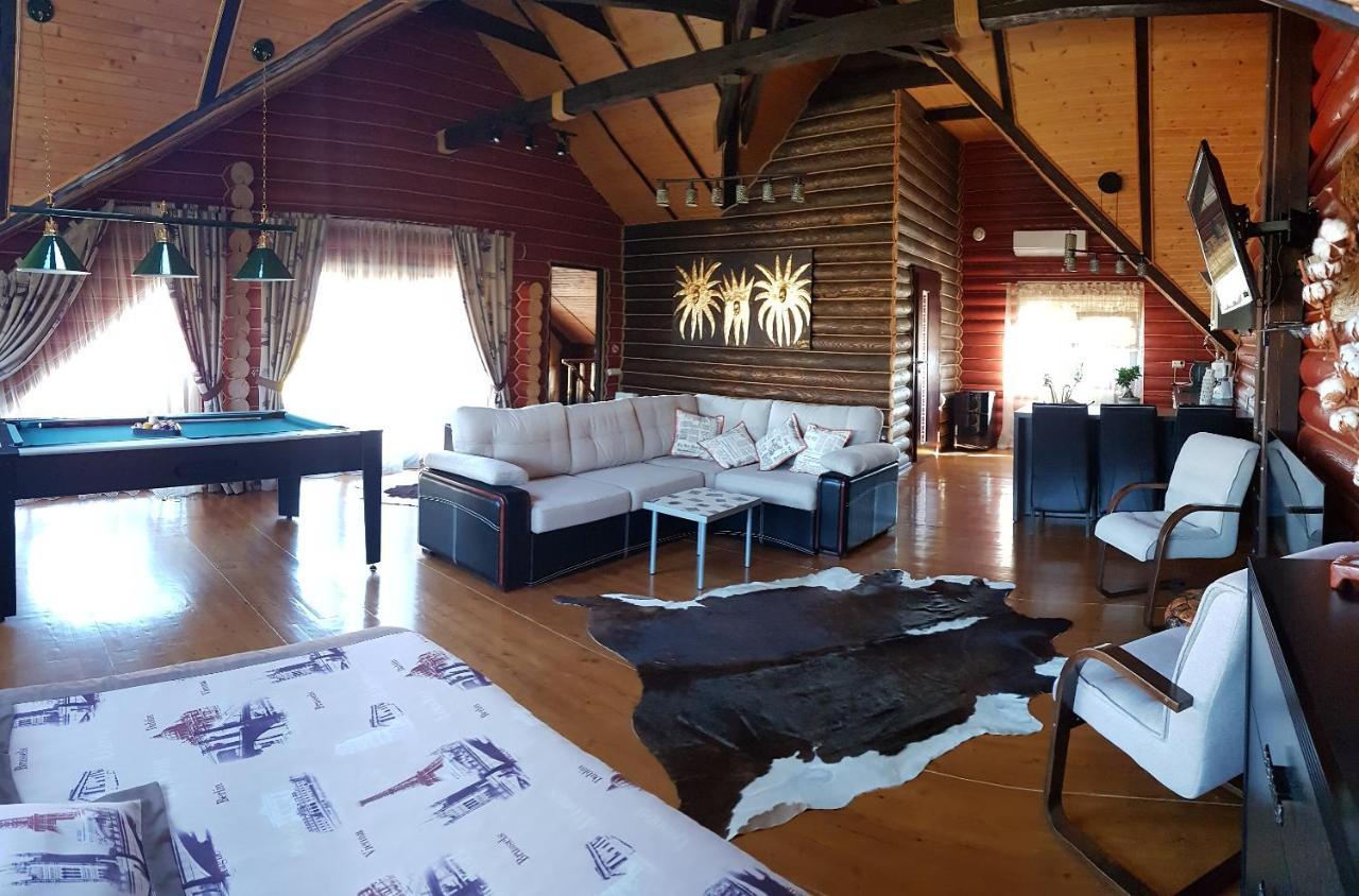 Luxury Villa With Pool And Sauna Chernivtsi Εξωτερικό φωτογραφία
